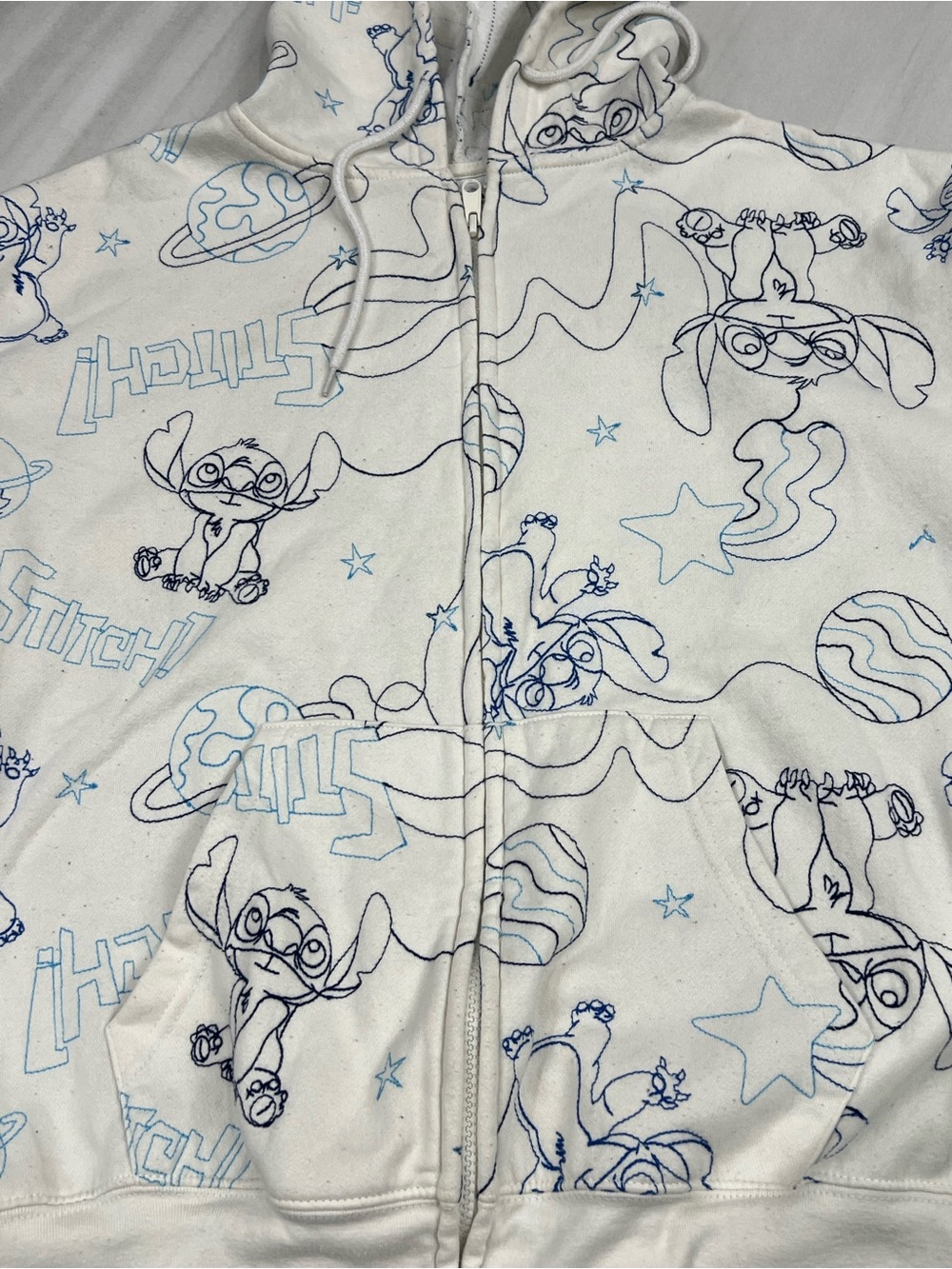 Disney Stitch Zip Up Hoodie Womens Large Cream All Over Print Embroidered Space - Picture 2 of 8
